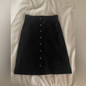 Tahari Black Velvet MIDI skirt in XS